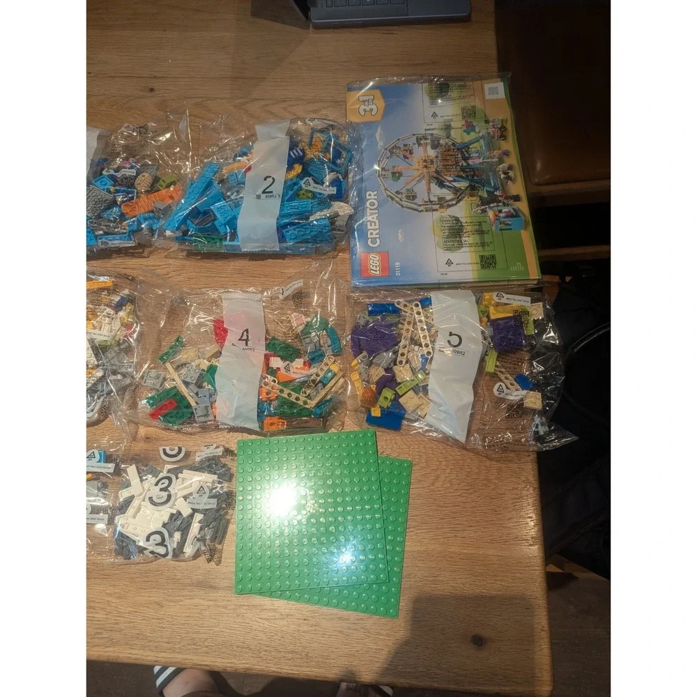 LEGO CREATOR: Ferris Wheel (31119) New Open Box Missing Small Bag #1
